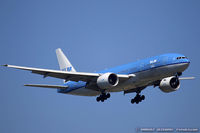 PH-BQK @ KJFK - Boeing 777-206/ER - KLM - Royal Dutch Airlines  C/N 29399, PH-BQK