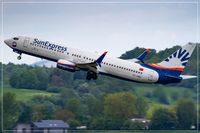 TC-SNO @ EDDR - Boeing 737-8HC - by Jerzy Maciaszek
