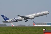 F-GZNT @ LFPG - Air France B773 lifting-ogg. - by FerryPNL