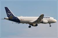D-AIZI @ EDDF - Airbus A320-214 - by Jerzy Maciaszek