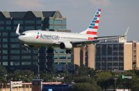 N823NN @ KTPA - American 737-823