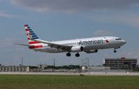N842NN @ KMIA - American 737-823