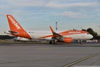 G-EZON @ EDDK - Airbus A320-214(W) - U2 EZY easyJet - 6605 - G-EZON - 11.09.2018 - CGN - by Ralf Winter