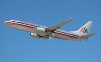 N851NN @ KMIA - American - by Florida Metal