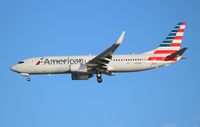 N851NN @ KTPA - American 737-823