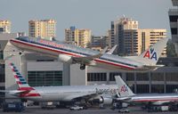 N863NN @ KMIA - American - by Florida Metal
