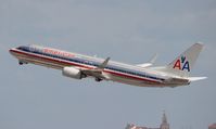 N864NN @ KMIA - American - by Florida Metal