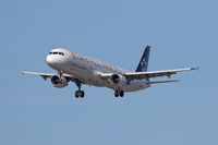 C-GITU @ CYVR - Landing - by Guy Pambrun