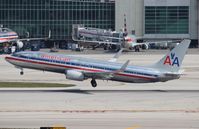 N871NN @ KMIA - American - by Florida Metal