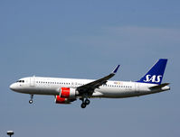 SE-ROO @ CPH - SE-ROO landing rw 22L - by Erik Oxtorp