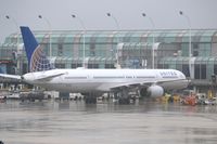N57869 @ KORD - Boeing 757-33N - by Mark Pasqualino