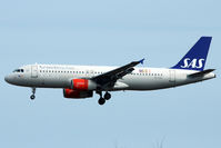 OY-KAY @ LIMC - Landing - by micka2b