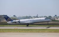 N423SW @ KORD - CL-600-2B19 - by Mark Pasqualino