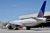 N2142U @ KSFO - SFO 2019. - by Clayton Eddy
