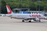 OE-LOI @ EDDK - Lauda(motion) A320 - by FerryPNL