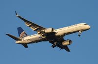 N12114 @ KMCO - MCO spotting - by Florida Metal