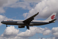 B-6079 @ EGLL - Landing RWY 27L - by DominicHall