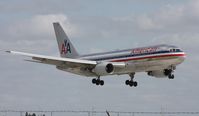 N332AA @ KMIA - MIA spotting - by Florida Metal