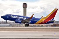 N414WN @ KBOI - Take off from RWY 10L.