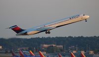 N907DE @ KATL - ATL spotting - by Florida Metal