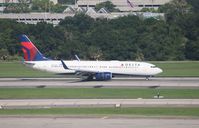 N37700 @ KTPA - Boeing 737-832 - by Mark Pasqualino