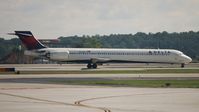 N913DN @ KATL - ATL spotting - by Florida Metal