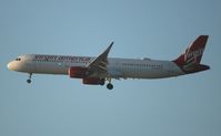 N922VA @ KSFO - SFO spotting - by Florida Metal