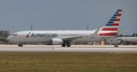 N928AN @ KMIA - MIA spotting - by Florida Metal