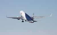N418LA @ KMIA - MIA spotting - by Florida Metal