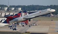 N932AT @ KATL - ATL spotting - by Florida Metal