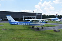 N3952J @ I69 - 52J came in for a hot dog - by Christian Maurer