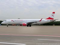 OE-LWD @ EDDK - Embraer ERJ-195LR 190-200LR - OS AUA Austrian Airlines 'Central Europe' - 19000411 - OE-LWD - 18.05.2016 - CGN - by Ralf Winter