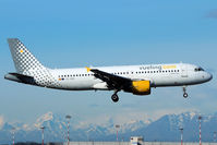 EC-KHN @ LIMC - Landing - by micka2b