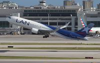 CC-CWV @ KMIA - MIA spotting - by Florida Metal