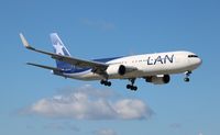 CC-CXC @ KMIA - MIA spotting - by Florida Metal