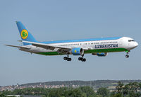 UK67004 @ EDDF - UK67004 - by Matthias Becker