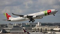 CS-TOB @ KMIA - MIA spotting - by Florida Metal