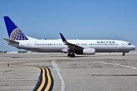 N39416 @ KBOI - Taxiing to the gate. - by Gerald Howard