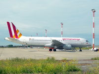 D-AIPW @ EBOS - Parked - by Joeri Van der Elst