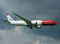 SE-RXZ @ EKCH - SE-RXZ landing rw 04L