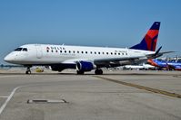 N633CZ @ KBOI - Taxiing from the gate. - by Gerald Howard