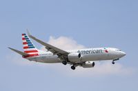 N972AN @ KORD - Boeing 737-823 - by Mark Pasqualino