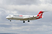 VH-NHZ @ YPPH - Fokker 100. QantasLink VH-NHZ runway 03, YPPH 19072019.
