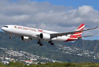 3B-NBV @ FMEE - Landing rwy 14 - by Mickael Payet