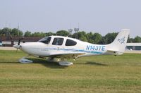 N143TE @ KOSH - Cirrus SR20