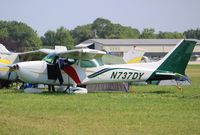 N737DY @ KOSH - Cessna 172N