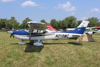 N219MC @ KOSH - Cessna 182T