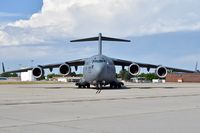 98-0054 @ KBOI - Parked on the Idaho ANG ramp. 437th Airlift Wing, Charleston AFB, SC. - by Gerald Howard