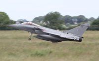 127 @ LFRJ - landing at Landivisiau