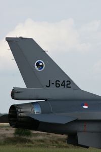 J-642 @ EBBL - OPEN DAY.311 SQD. - by Robert Roggeman